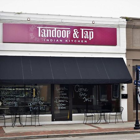 Ferienwohnung Eagle'S Landing Loft-Downtown Above Bull & Barrel Statesboro Exterior foto